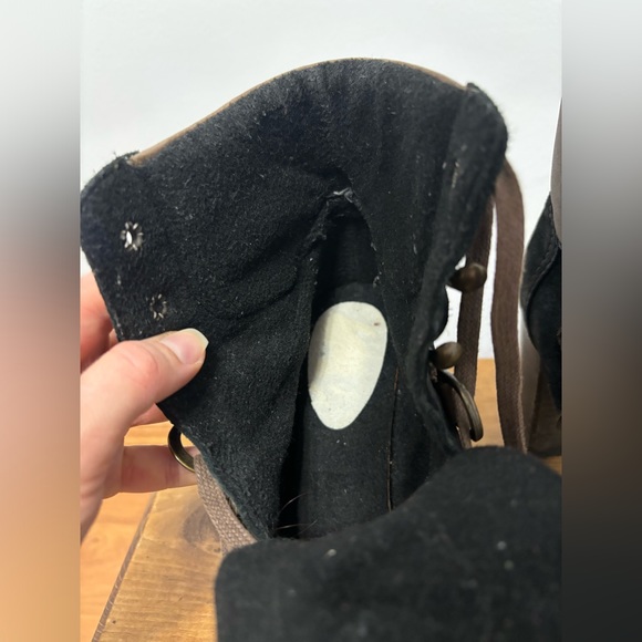 Browns Shoes Italian Platform Heels - Picture 16 of 16